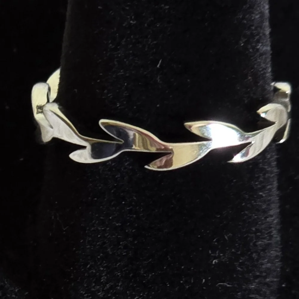 Stainless Steel 18k White Gold Overlay Elegant Silver Leaf Ring Sz 6,7, 8,10 NWT